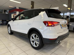 SEAT-Arona-2